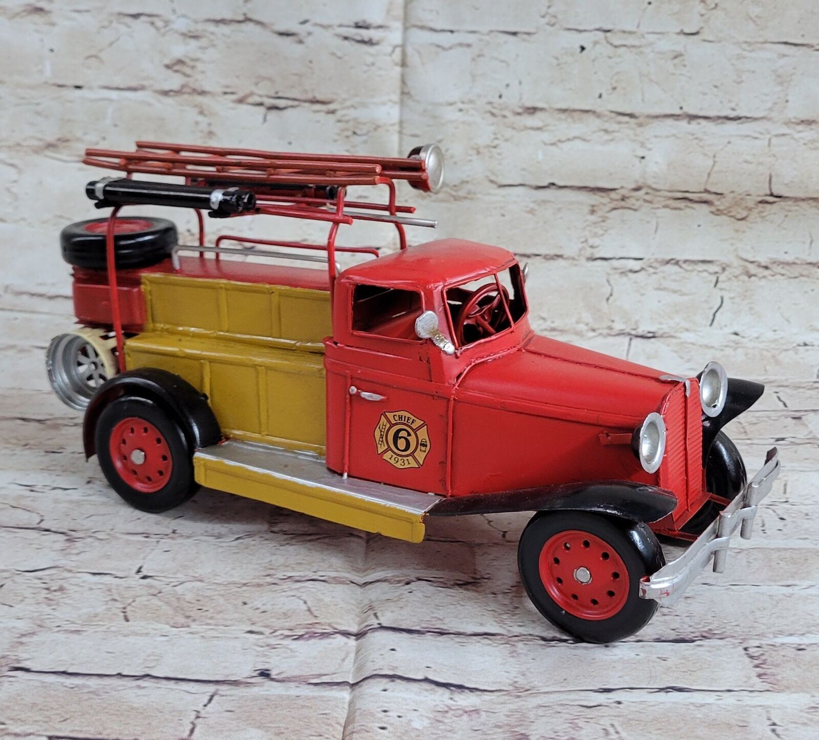 1931 South Prairie, WA, Boyer Chief #6 Vintage-Style Tin Metal Model Fire Truck