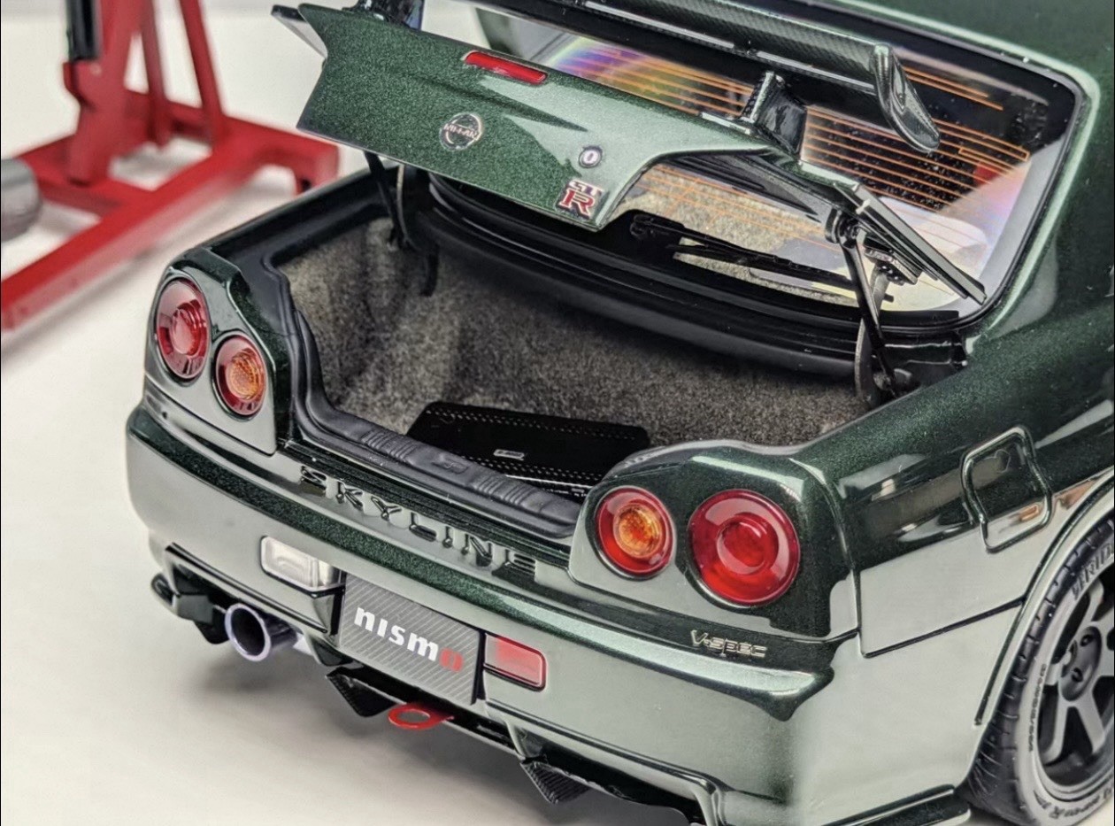 1/18 MotorHelix Nissan Skyline R34 GT-R Nismo Z-tune Dark Green Diecast Limited