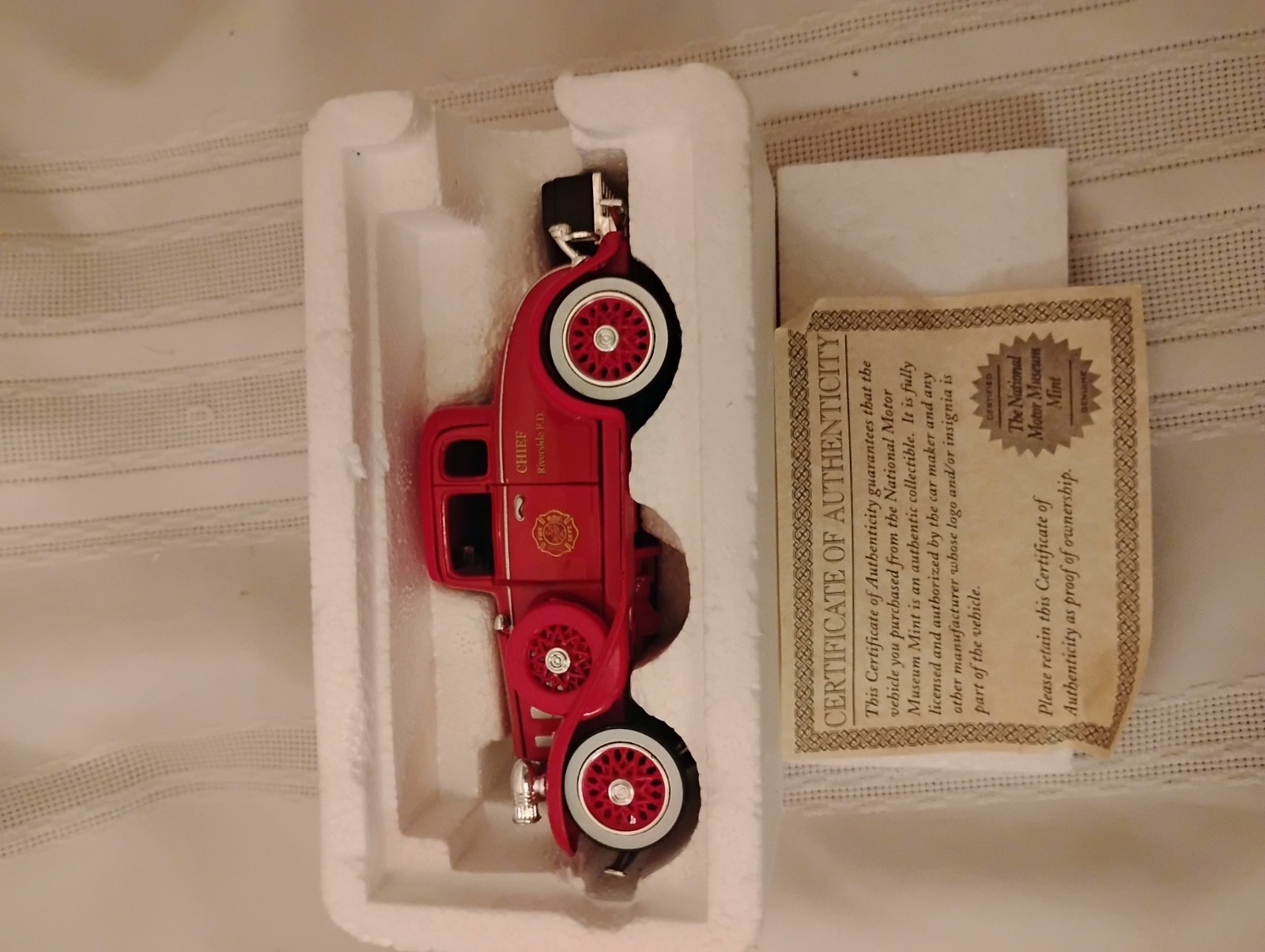 National Motor Museum Mint 1:32 Diecast Car Set 1932 Chev Fire Chef/1941 Flatbed