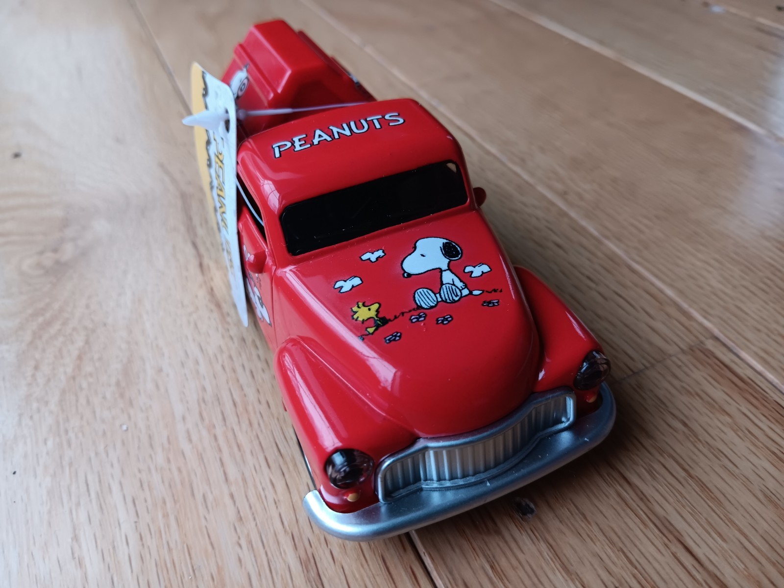 Peanuts Gang Diecast Truck Pull Back Major Trading Inc New With Tag Metal Snoopy