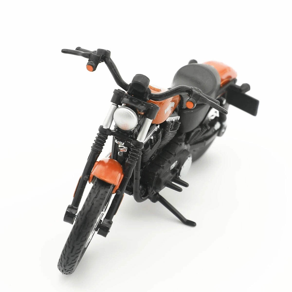 Maisto 1:18 Harley Davidson Sportster Iron 883 Diecast Alloy Classic Motorcycle