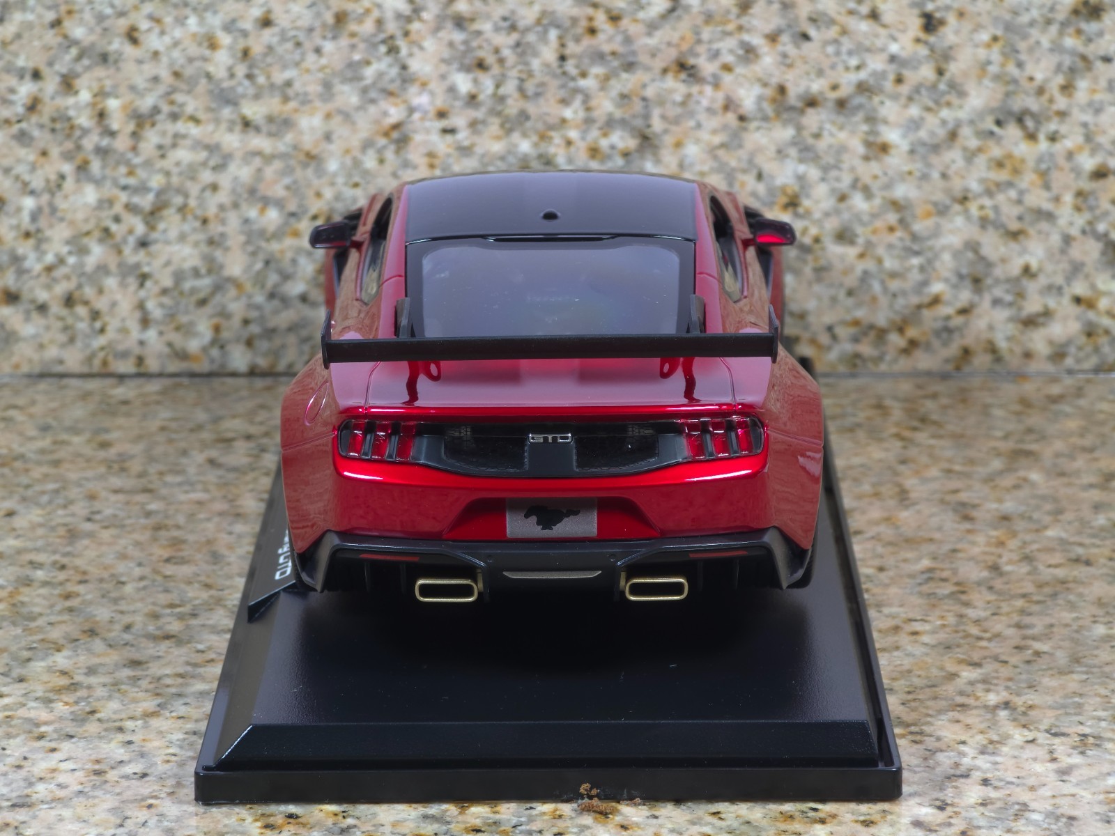 2025 Ford Mustang GTD 1:18 Maisto Exclusive Style Special Edition – RED