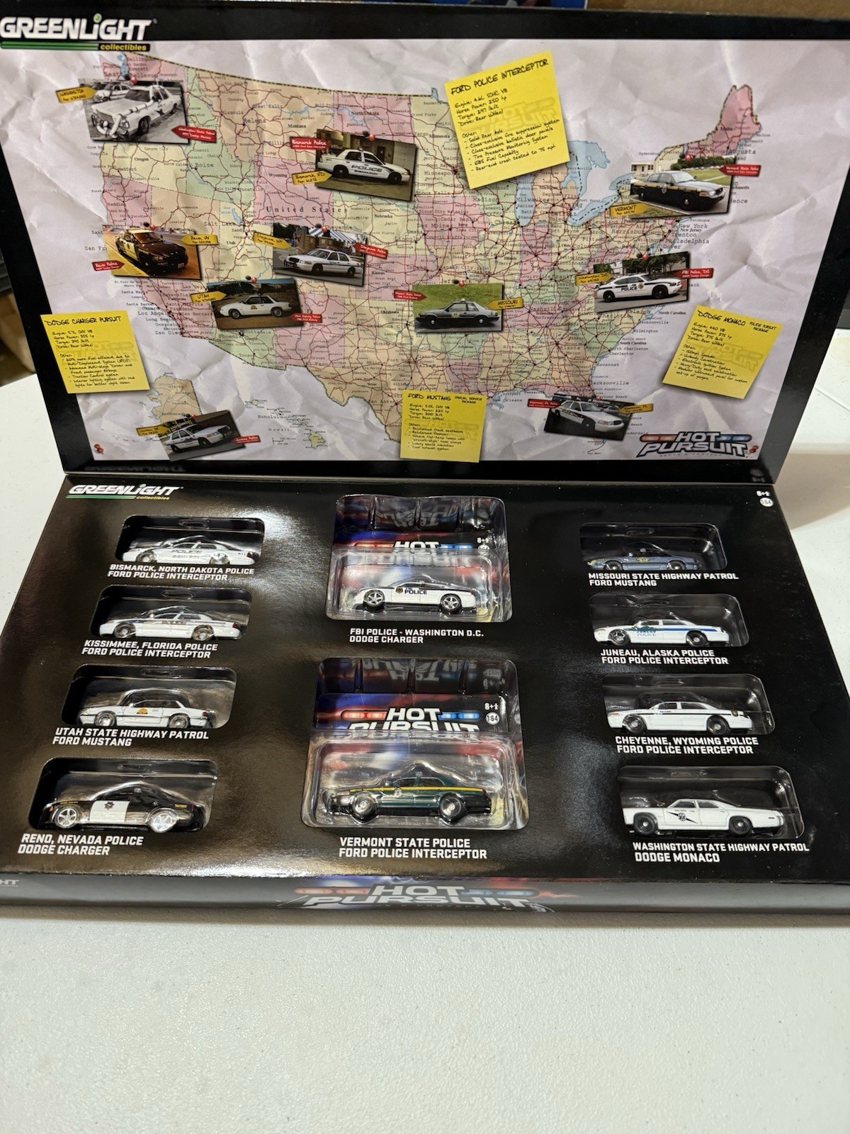 GREENLIGHT HOT PURSUIT 10 Car Set PACK 2011 Serve & Protect 1:64 Diecast