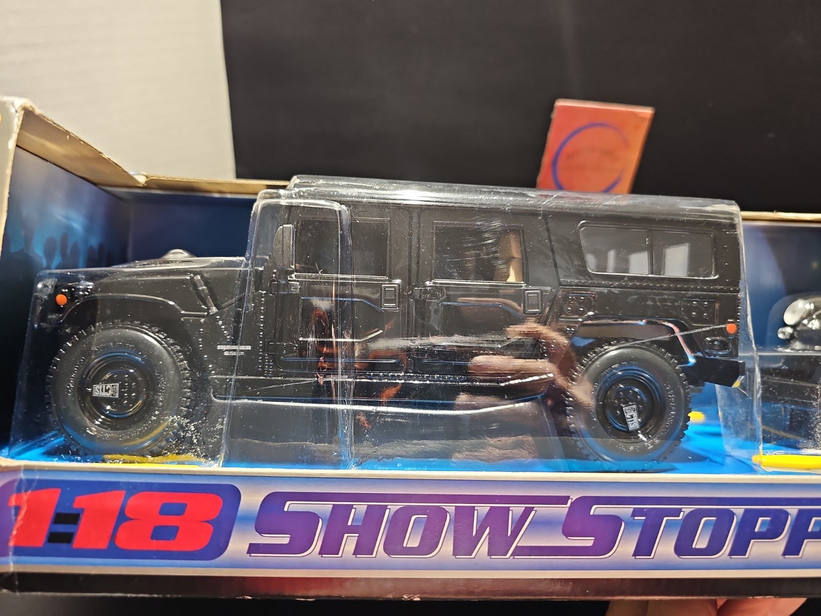 Vntg 2001 Maisto Show Stoppers Hummer H1 Wagon & Porsche 550A Spyder 1:18 Set