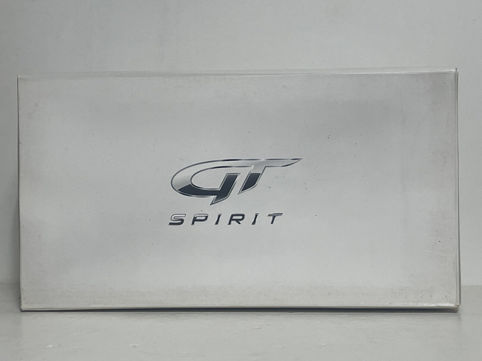 GT Spirit 1/18 Audi (B8)RS4 Avant Red 2013(GT016A)