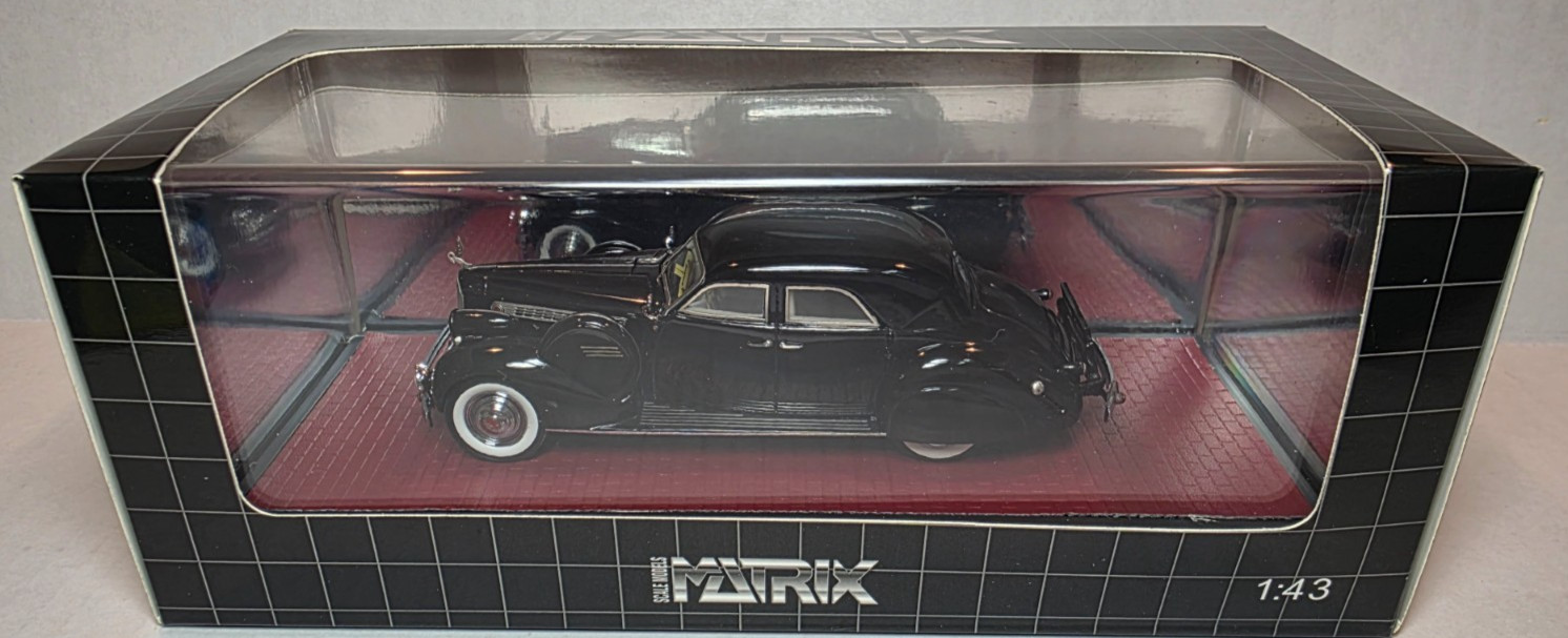 Matrix 1:43 1940 Packard Super 8 180 Sedan in Black with Darrin Bodywork LOOK!