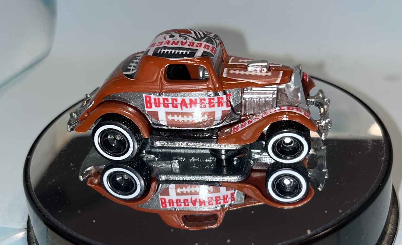 Hot Wheels 32 Ford Treasure Hunt Buccaneers Football It’s A Custom Real Rider