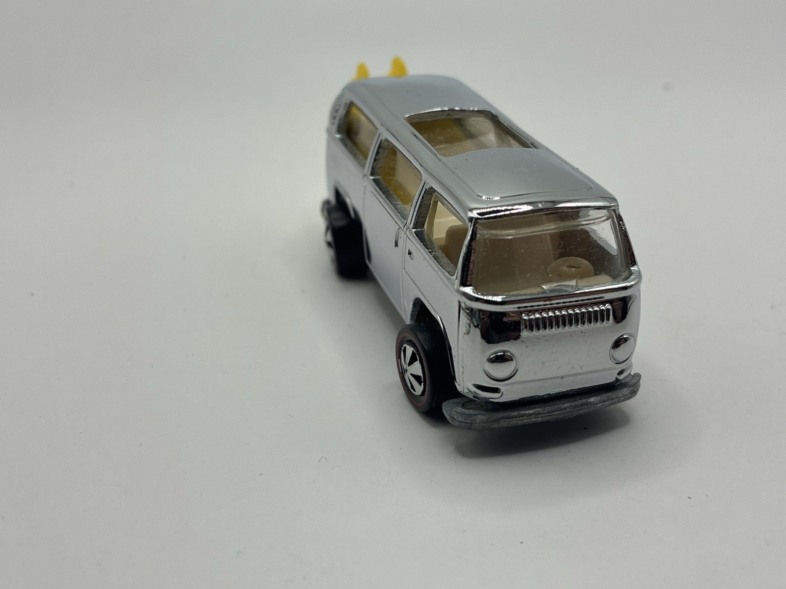 Hot Wheels Redlines Volkswagen Beach Bomb rear loader SAL reproduction chrome
