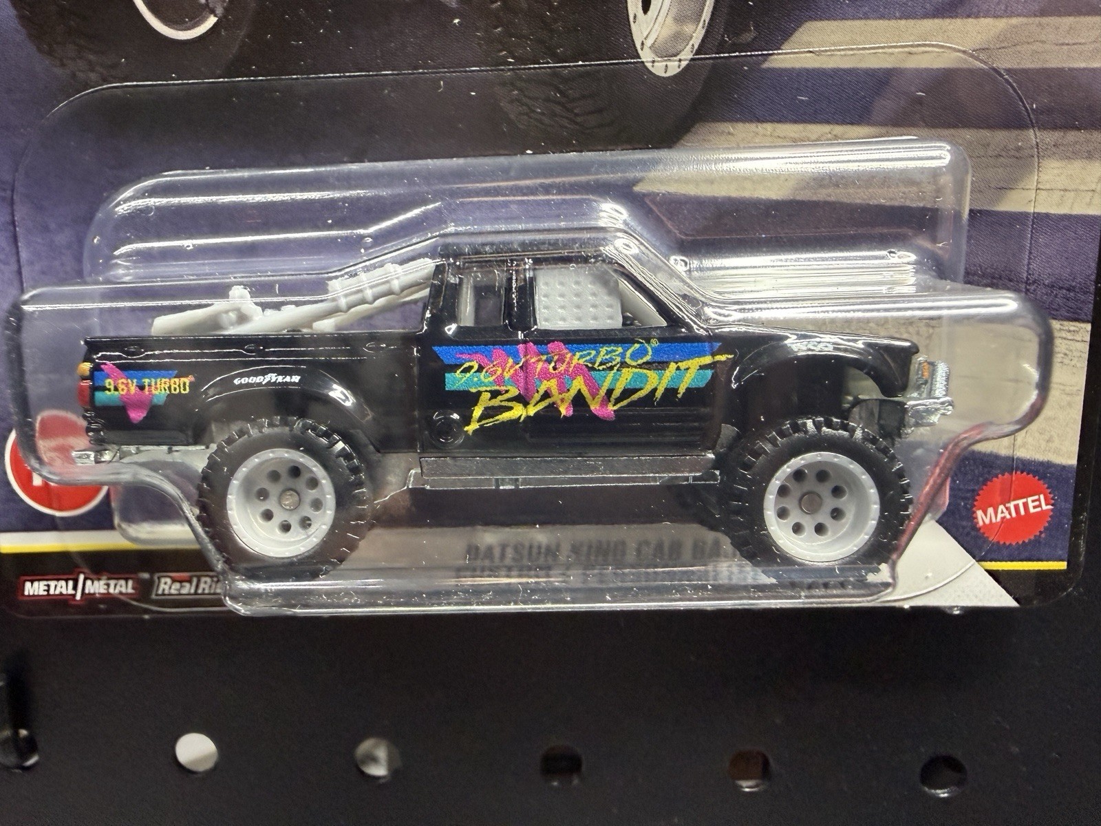 💥Hot Wheels Boulevard Datsun King Cab Baja Custom Pickup Truck Real Riders 1:64