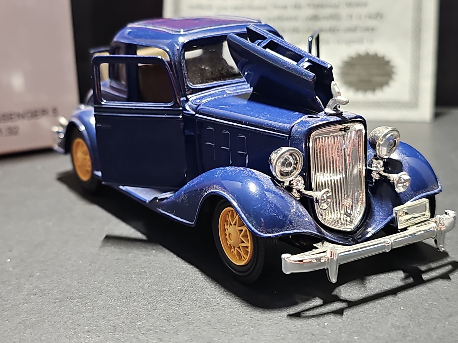 1:32 National Motor Museum Mint 1933 Chevy 5 Window Coupe 1:32 Diecast New-Ray
