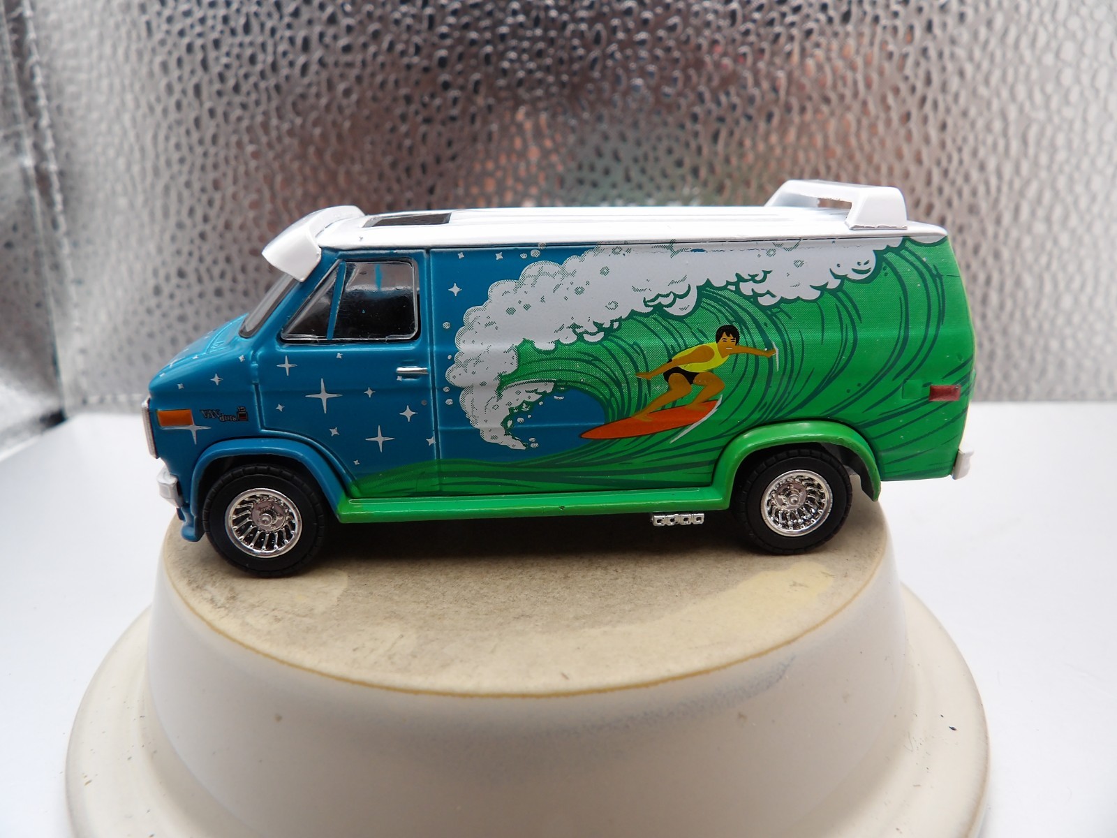 1978 GMC VANDURA CUSTOM VAN 2023 GREENLIGHT THE HOBBY EXCLUSIVE 1:64