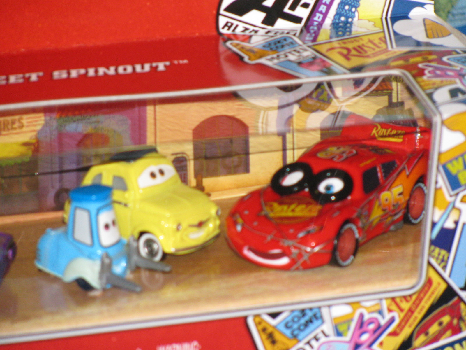DISNEY PIXAR CARS MAIN STREET SPINOUT LUIGI GUIDO RAMONE SPINOT McQUEEN 4 PACK
