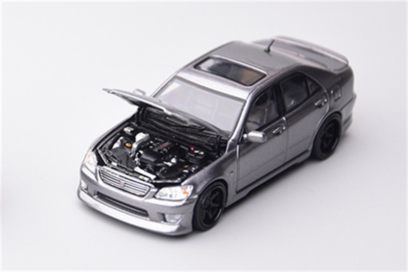 Model One 1:64 Altezza RS200 SXE10 Diecast Model Car