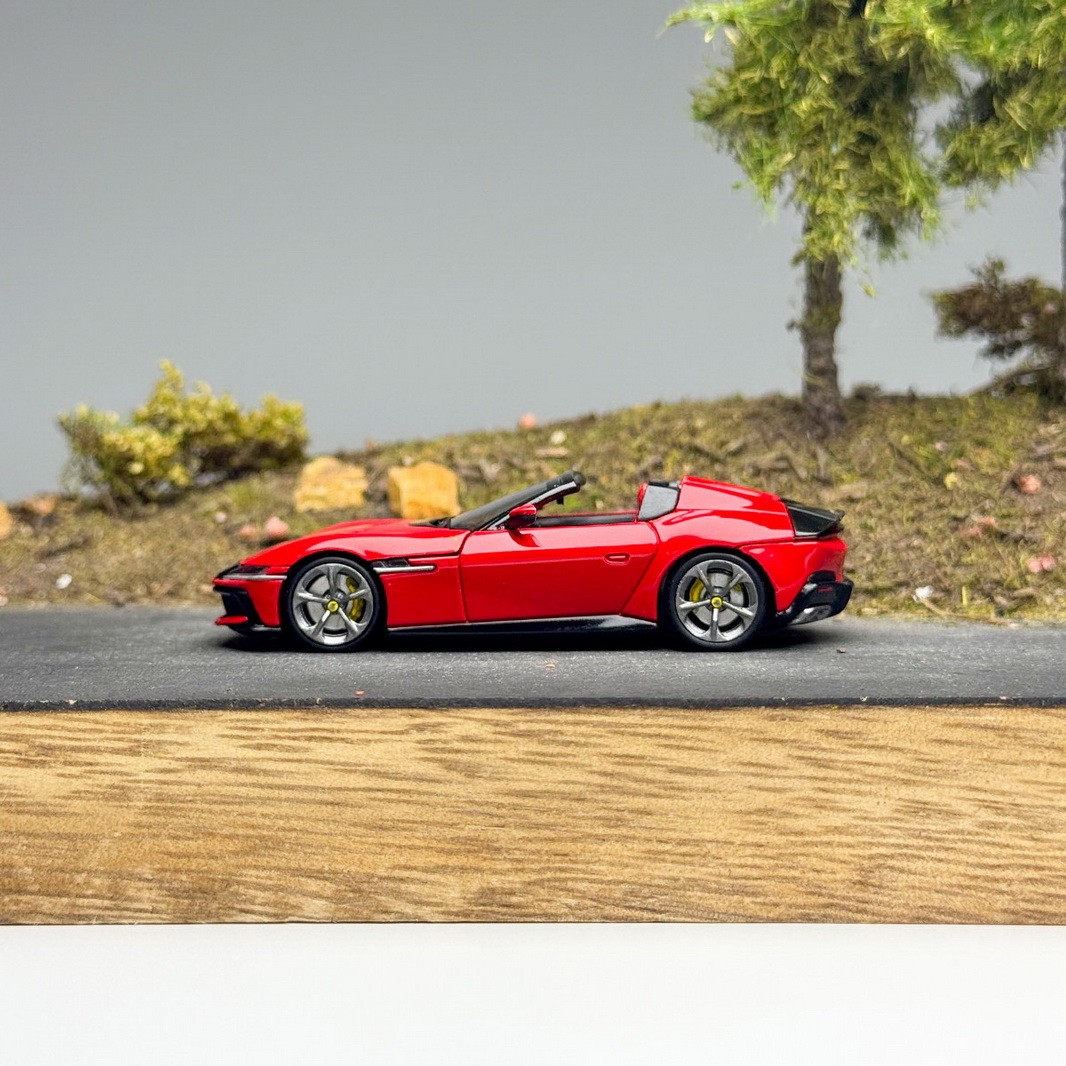 PK 1/64 Scale Ferrari 12Cilindri Spider Red Diecast Car Model Collection gift