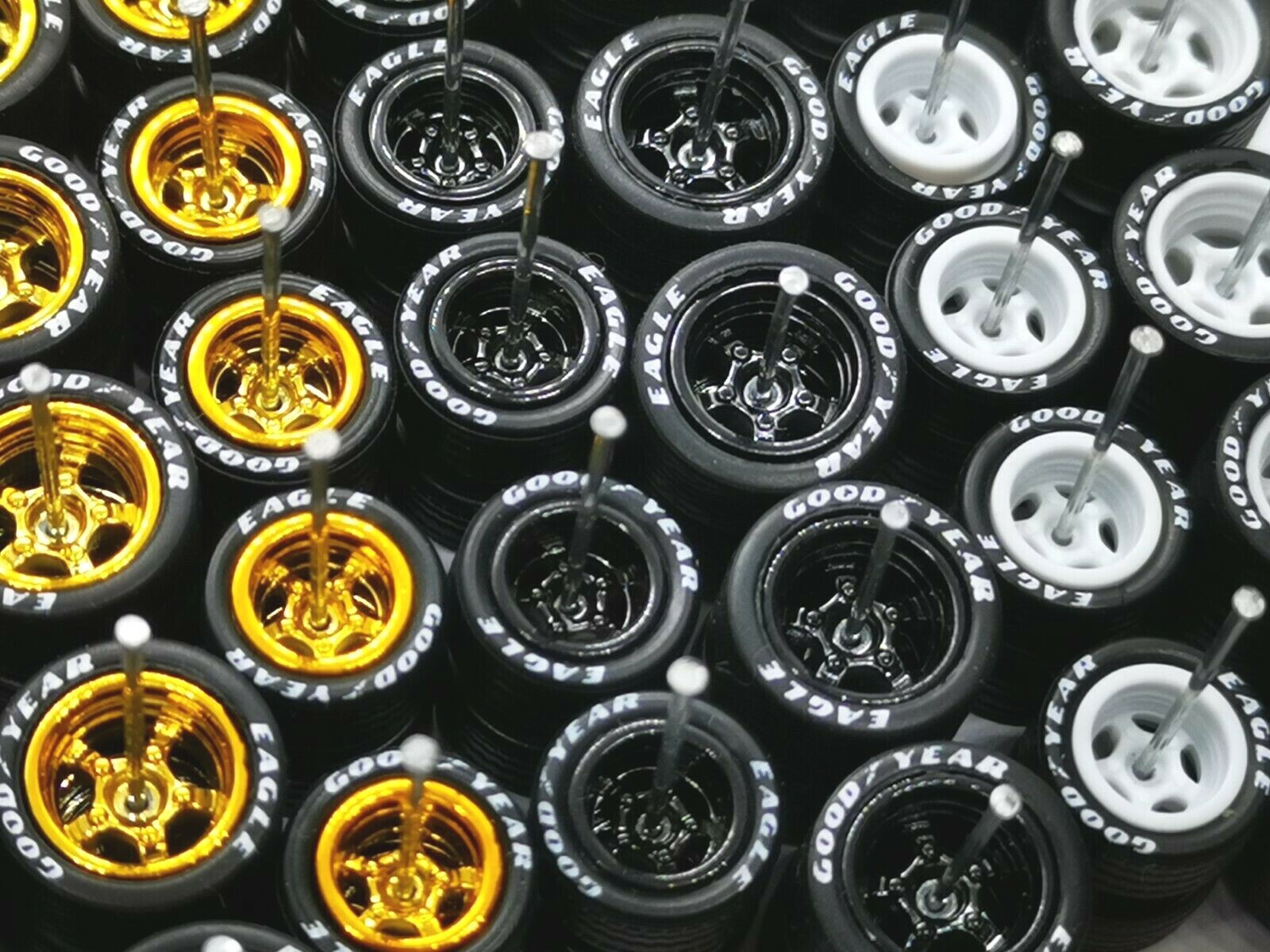 Hot Wheels Good Year Rubber Tires 24 sets 5 Spoke 12/10 mm ( Gold+Black+White