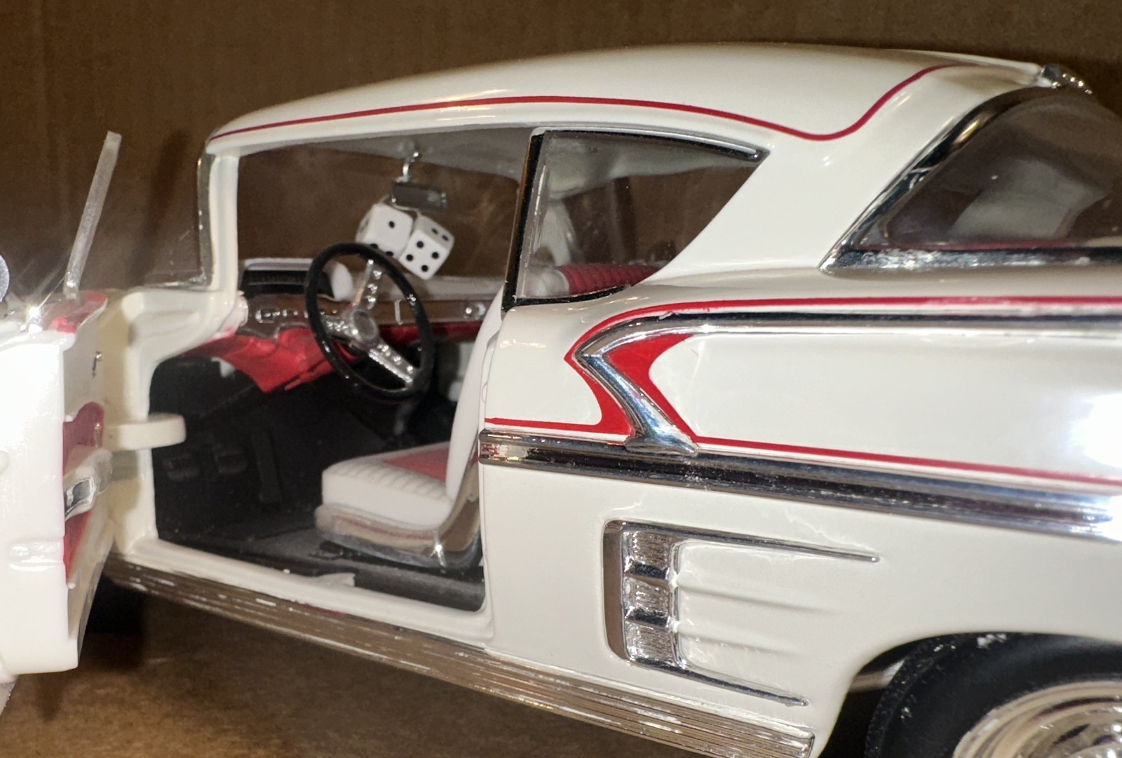 ERTL 1/18 1958 Chevrolet Bel-Air Custom Coupe, White,From American Graffiti Mov