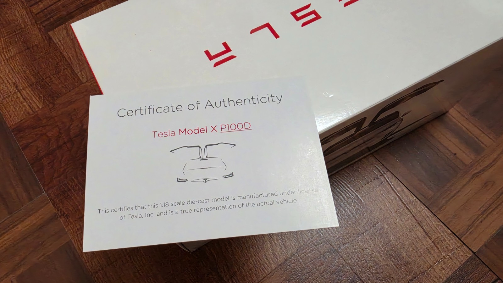 Tesla Model X P100D Official Genuine 1:18 Scale Diecast Car Collectible SEALED