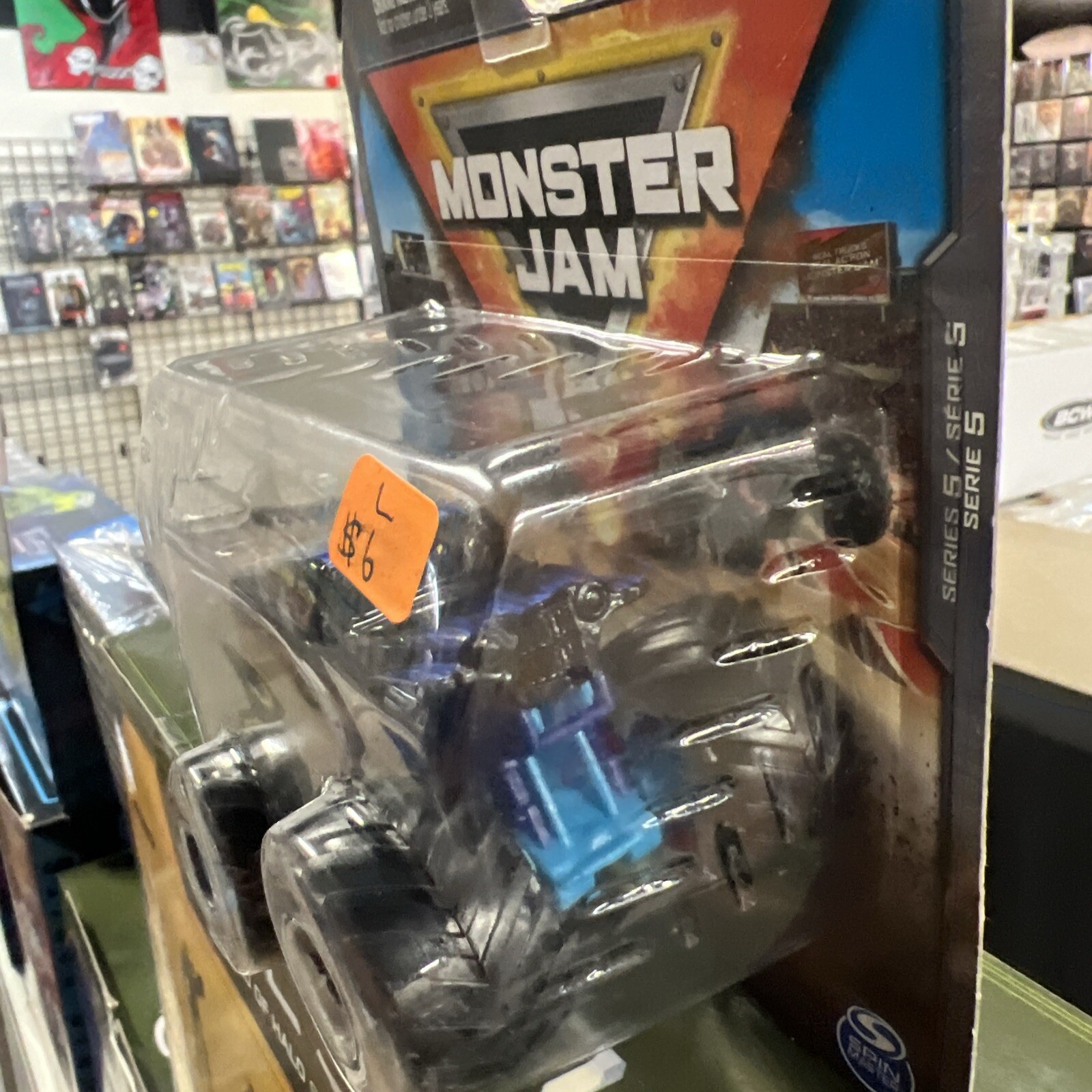 Monster Jam Truck: Son-uva Digger 1:64 Scale Series 5 True Metal by Spin Master