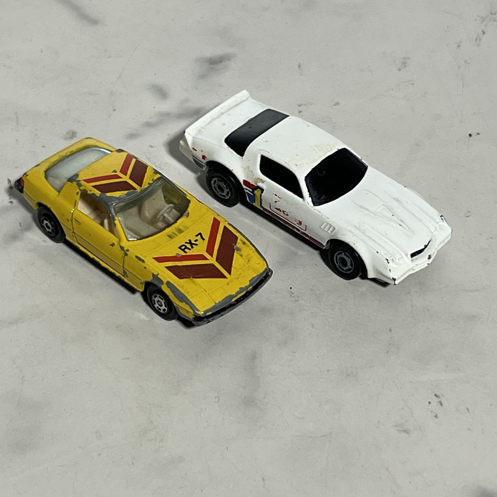 VTG Die Cast Sports Car Lot Hot Wheels Camaro Z28 Getty Oil Yatming Mazda RX-7