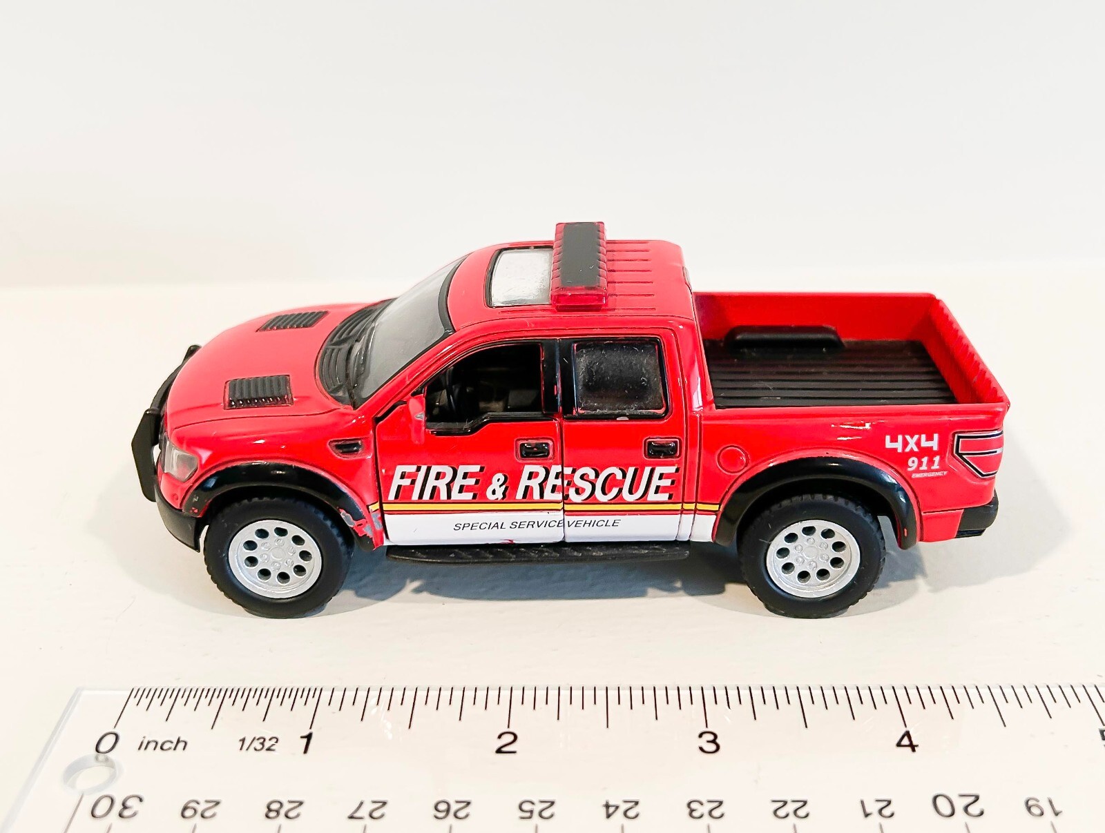 ’13 Ford F-150 Raptor Supercrew POLICE & FIRE RESCUE Diecast Model 1/46 PullBack