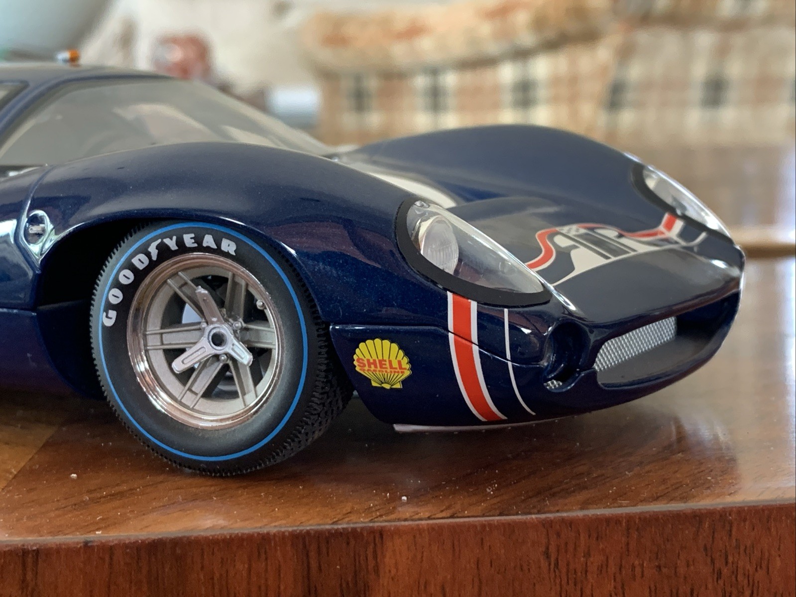 GMP 1969 Daytona Air T70 Lola Coupe #8 Leslie/Motschenbacher 1:18 – 1 of 1500