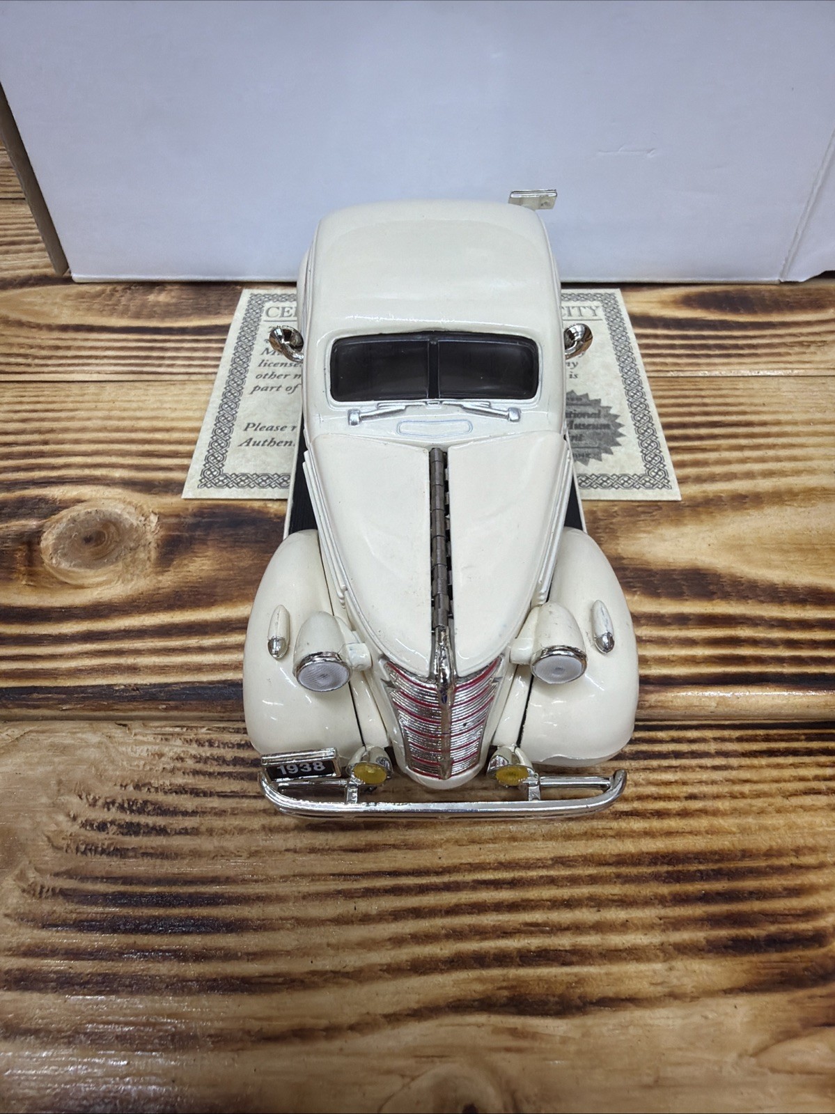 1938 CHEVY MASTER DELUXE Business Coupe 1:32 Diecast