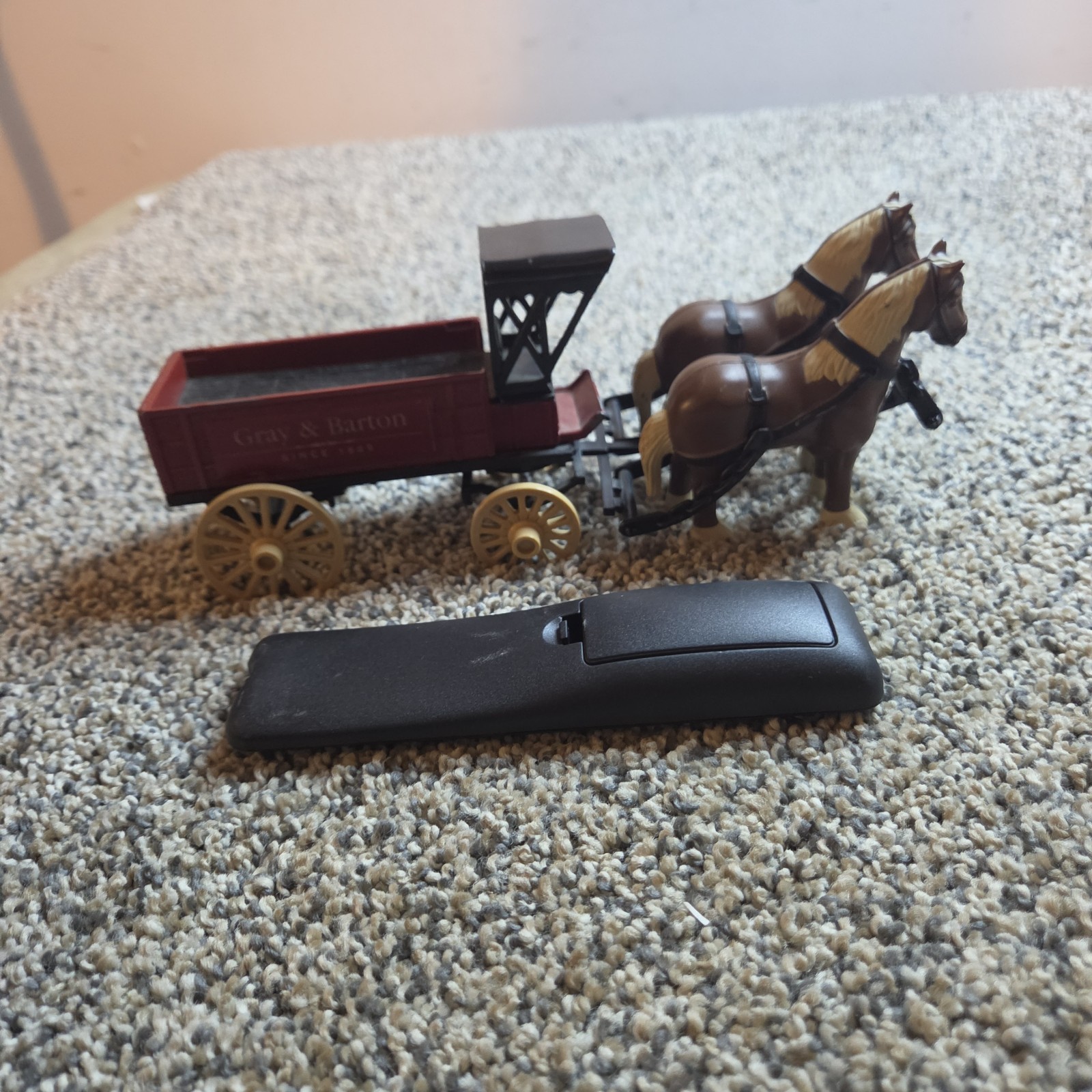 Ertl Die Cast Metal Gray and Barton Horse and Plastic Wagon Toy Delivery Vintage