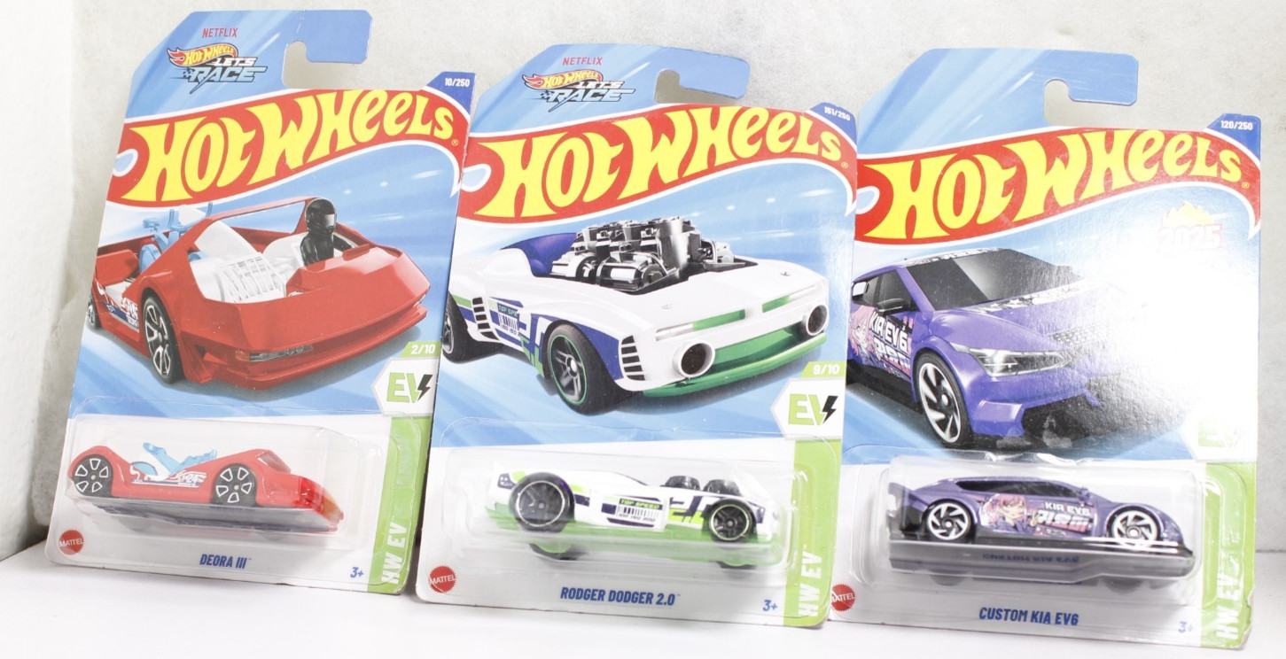 Hot Wheels HW EV Custom Kia EVG, Rodger Dodger 2.0, Deora III lot of 3 Cars New