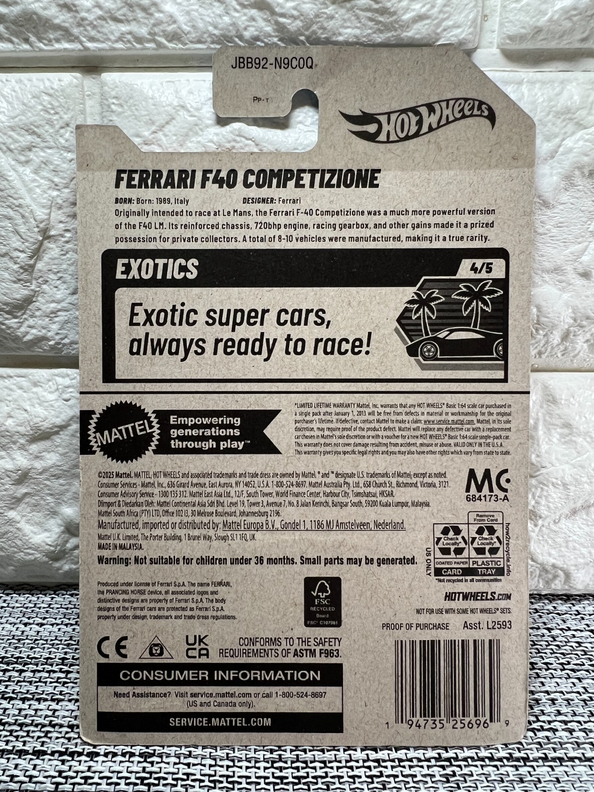 Hot Wheels Exotics 4/5 Ferrari F40 Competizione 198/250 New For 2025 Yellow