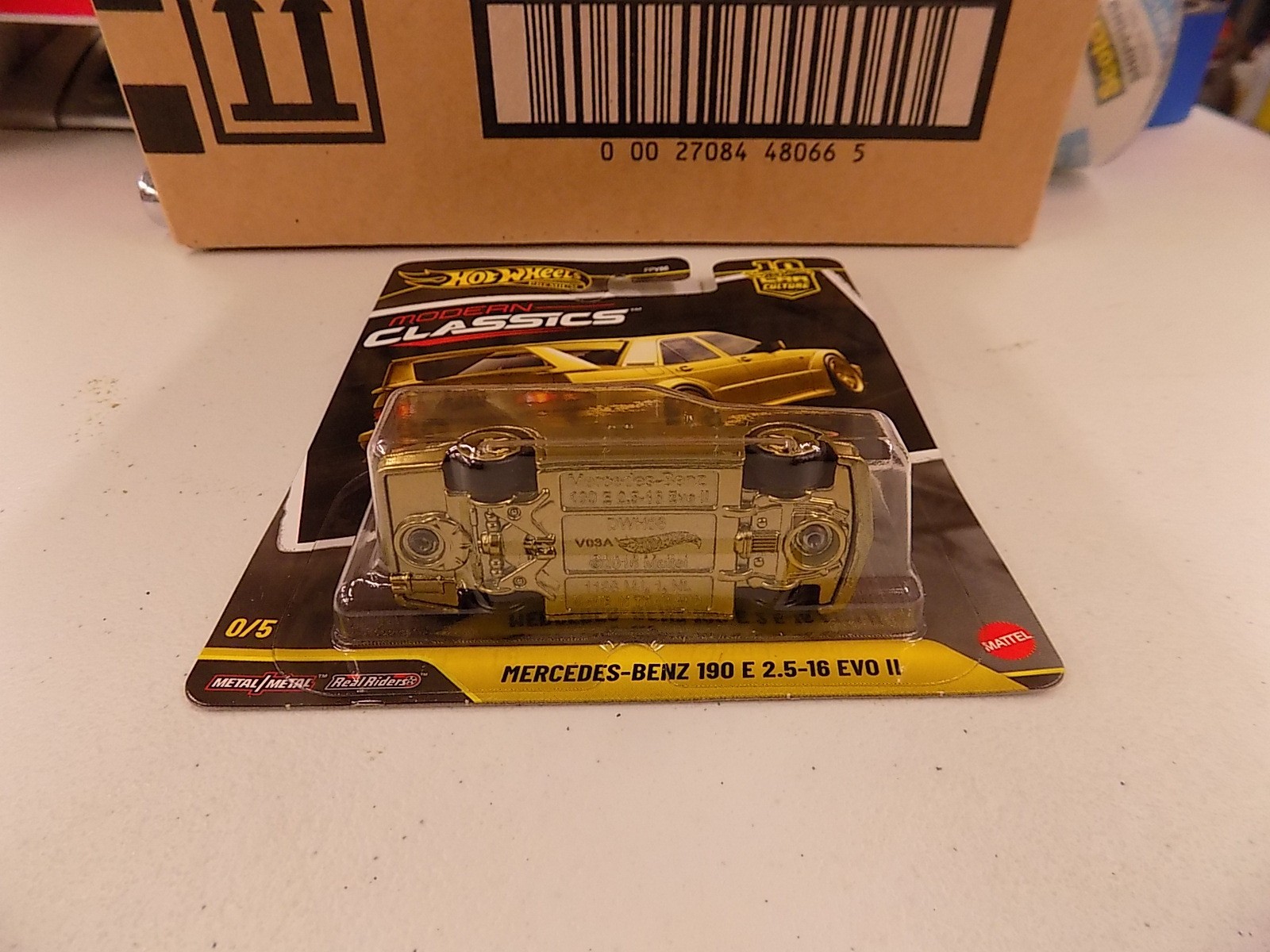 Hot Wheels Premium Modern Classics Chase Mercedes-Benz 190 E 2.5-16 EVO II – 0/5