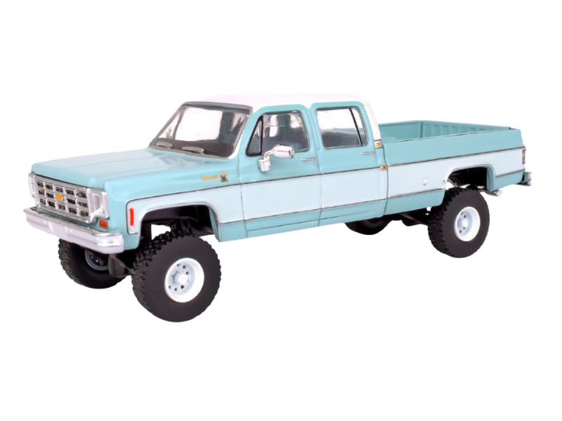 1978 Chevrolet Silverado K30 Blue Diecast 1:64 Scale Model – IXO America IA64007
