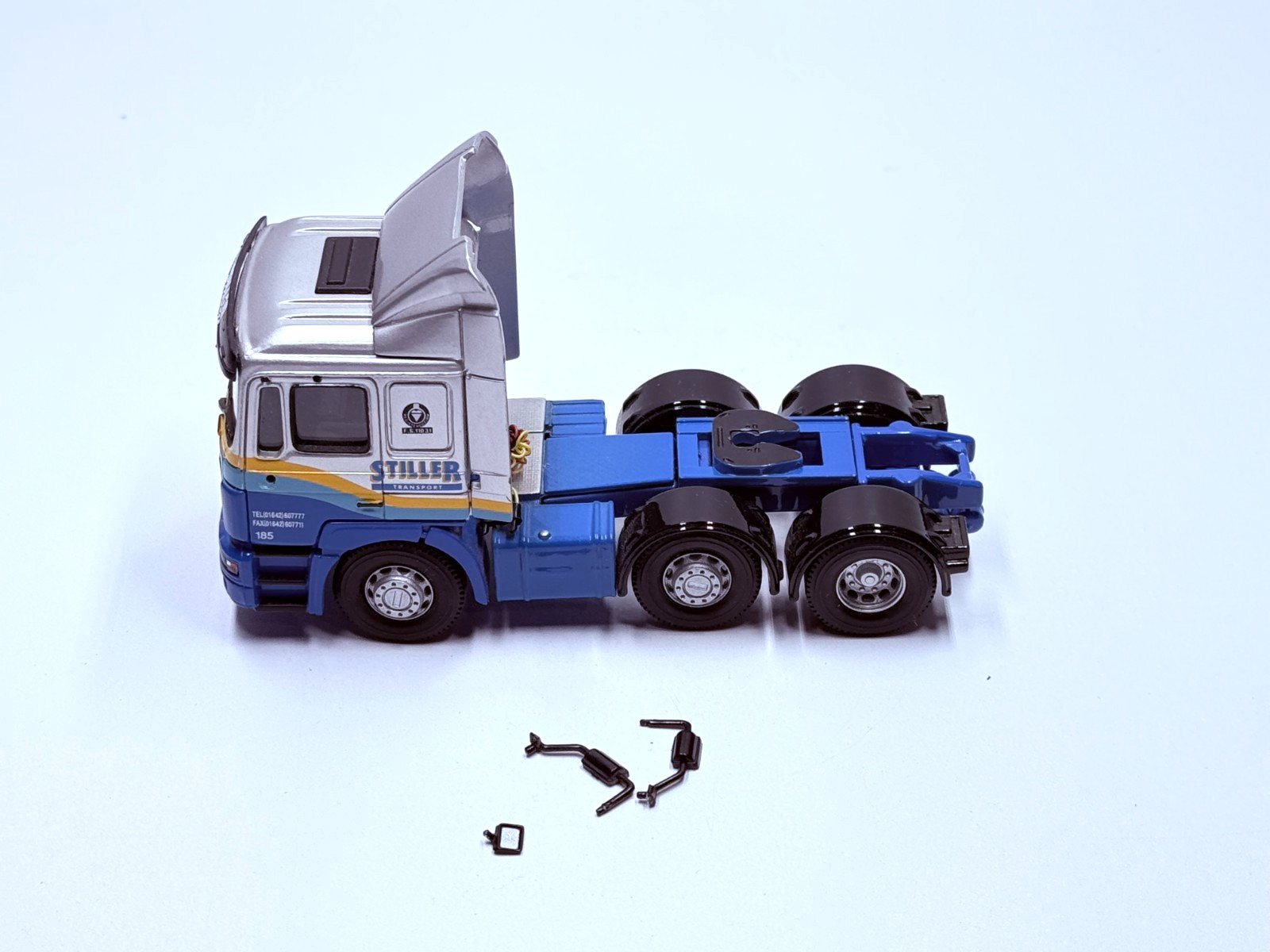CORGI 76801 MAN TRACTOR UNIT MODEL ONLY STILLER TRANSPORT 1:50