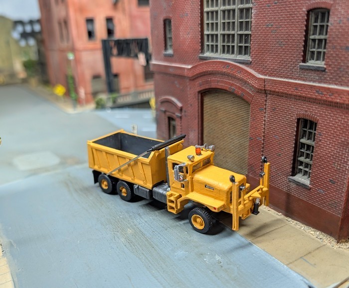 1/87 HO Scale 3D Printed Custom Built 1980s Oshkosh P Series Heavy Dump Truck
