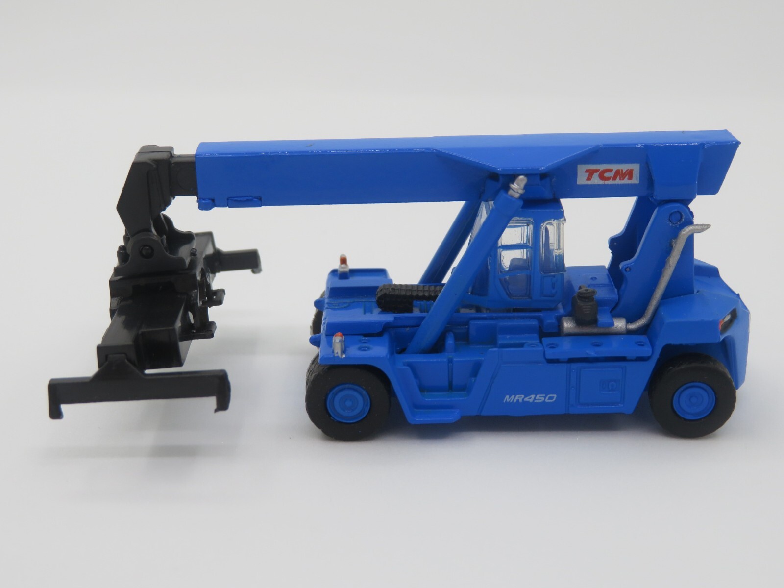 N scale 1:150 Vehicle Construction Container Reach Stacker NEW