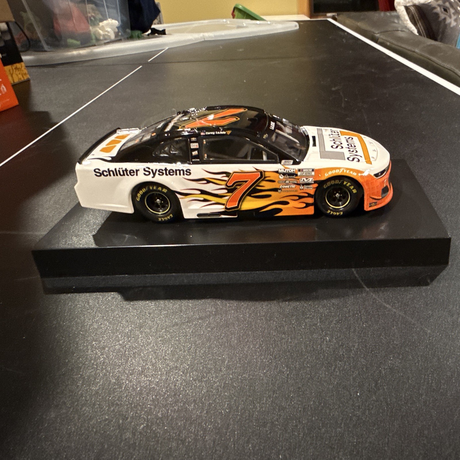 Lionel Racing Corey LaJoie #7 Schluter Systems 2021 Camaro ZL1 1:24 Diecast