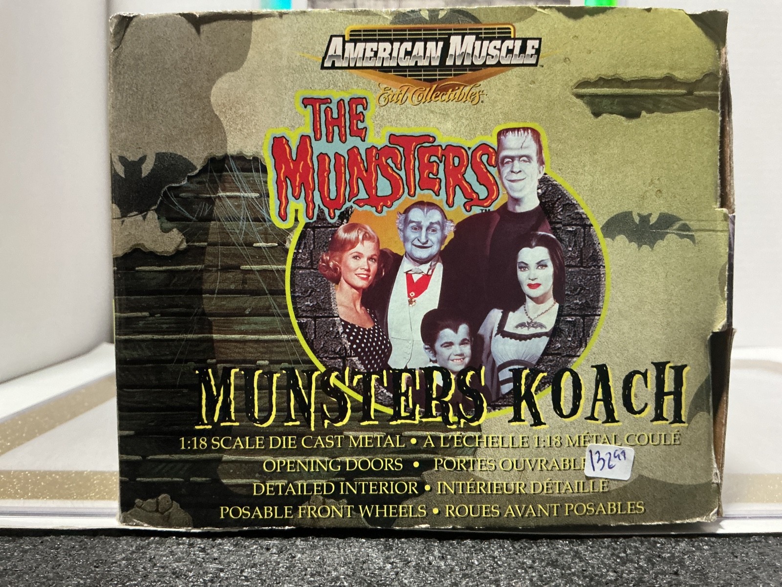 1:18 ERTL THE MUNSTERS – MUNSTERS KOACH [DAMAGED BOX]