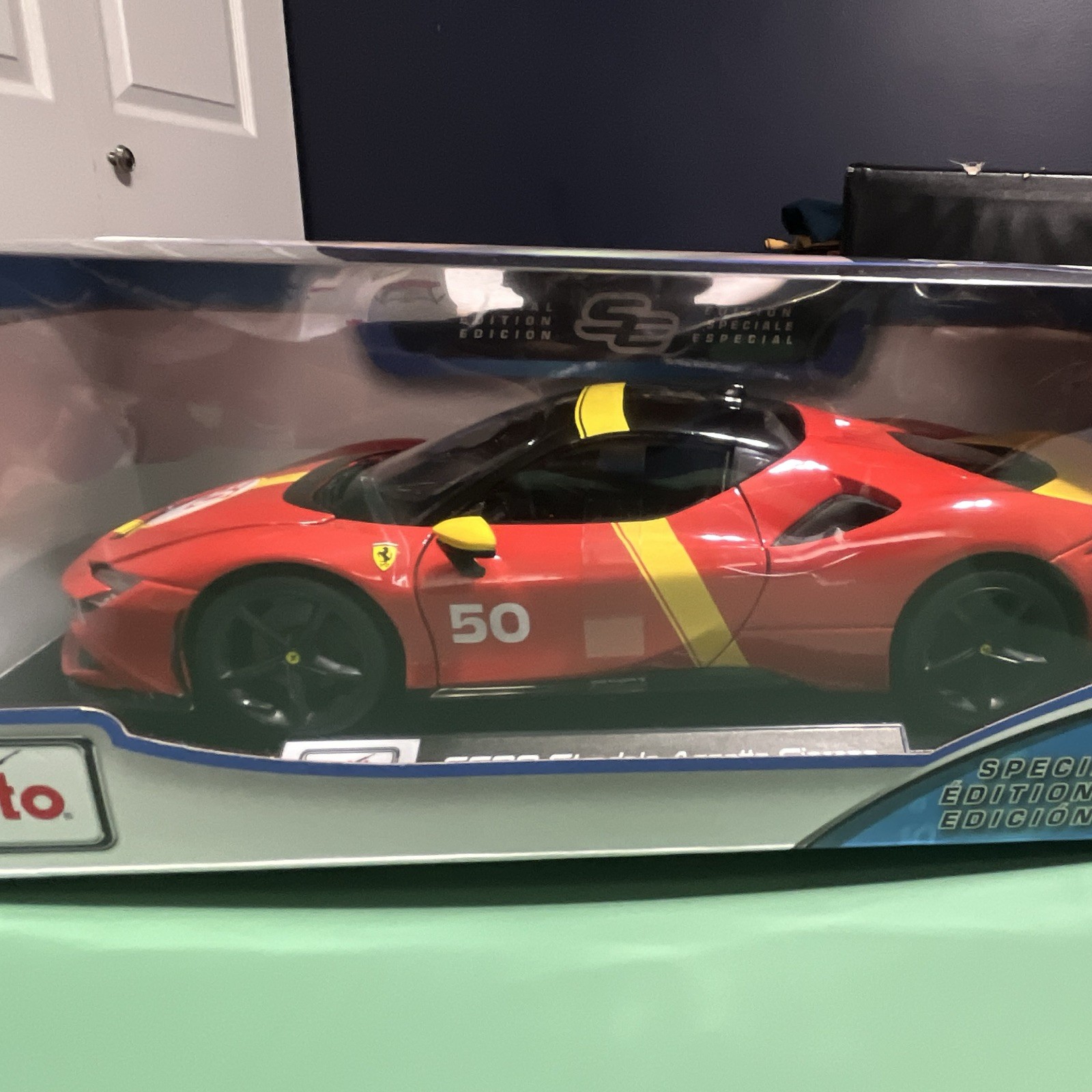 Maisto Ferrari SF90 Stradale Assetto Fiorano 1:18 Red Unopened Box