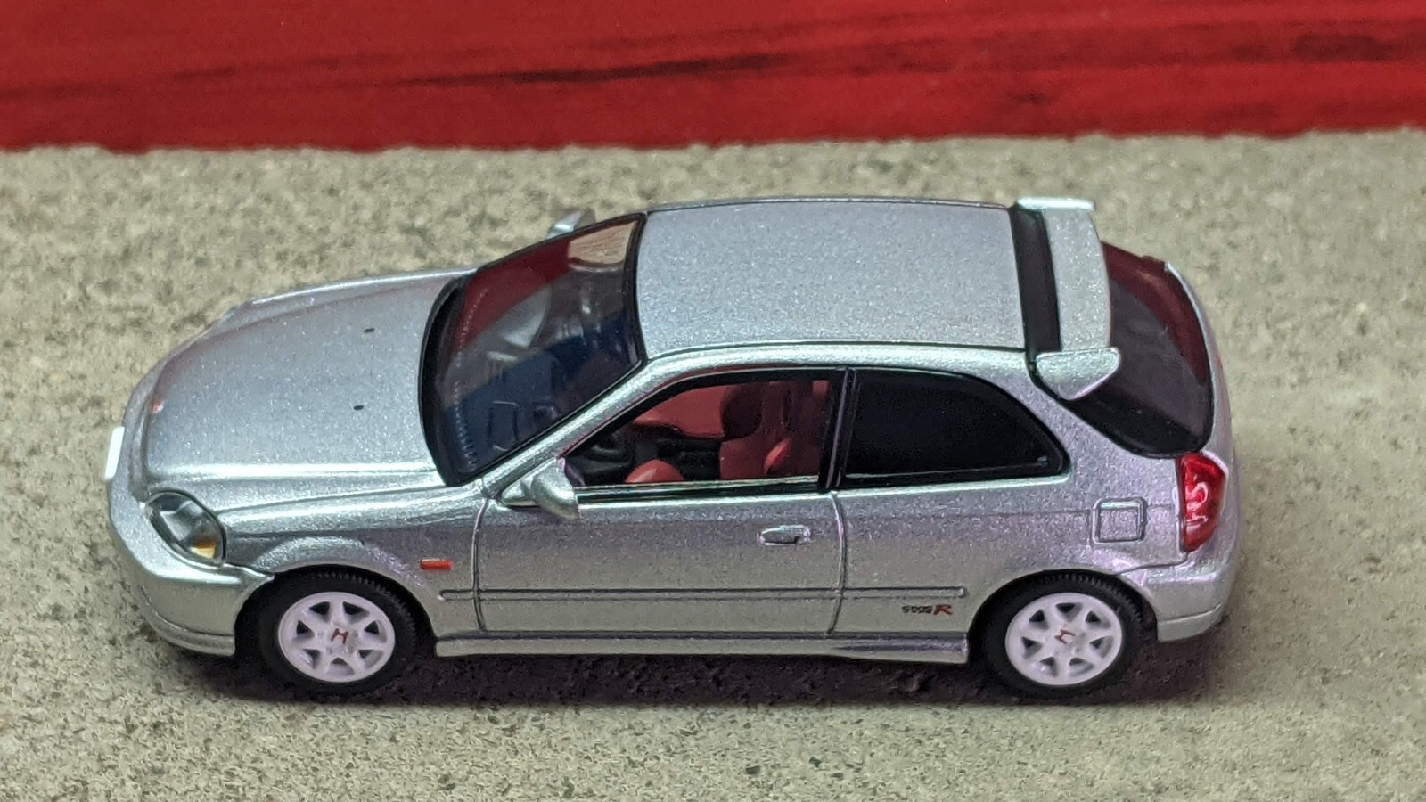 TOMICA LV-N165d 1999 HONDA CIVIC TYPE-R 1:64 SCALE LIMITED VINTAGE NEO SERIES