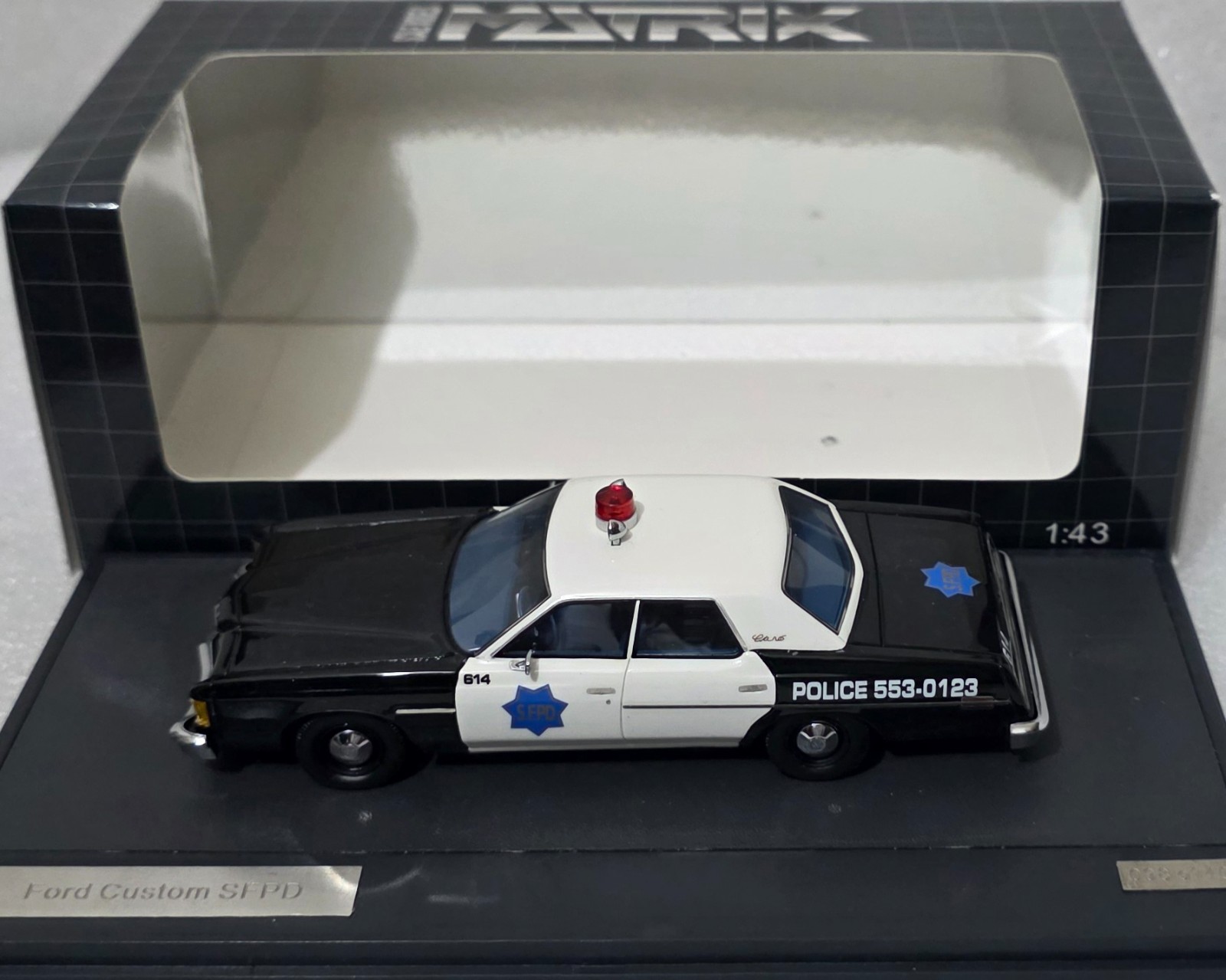 Ford Custom 500 “San Francisco Police Depart.” SFPD 1974 1:43 Matrix MX20603-241