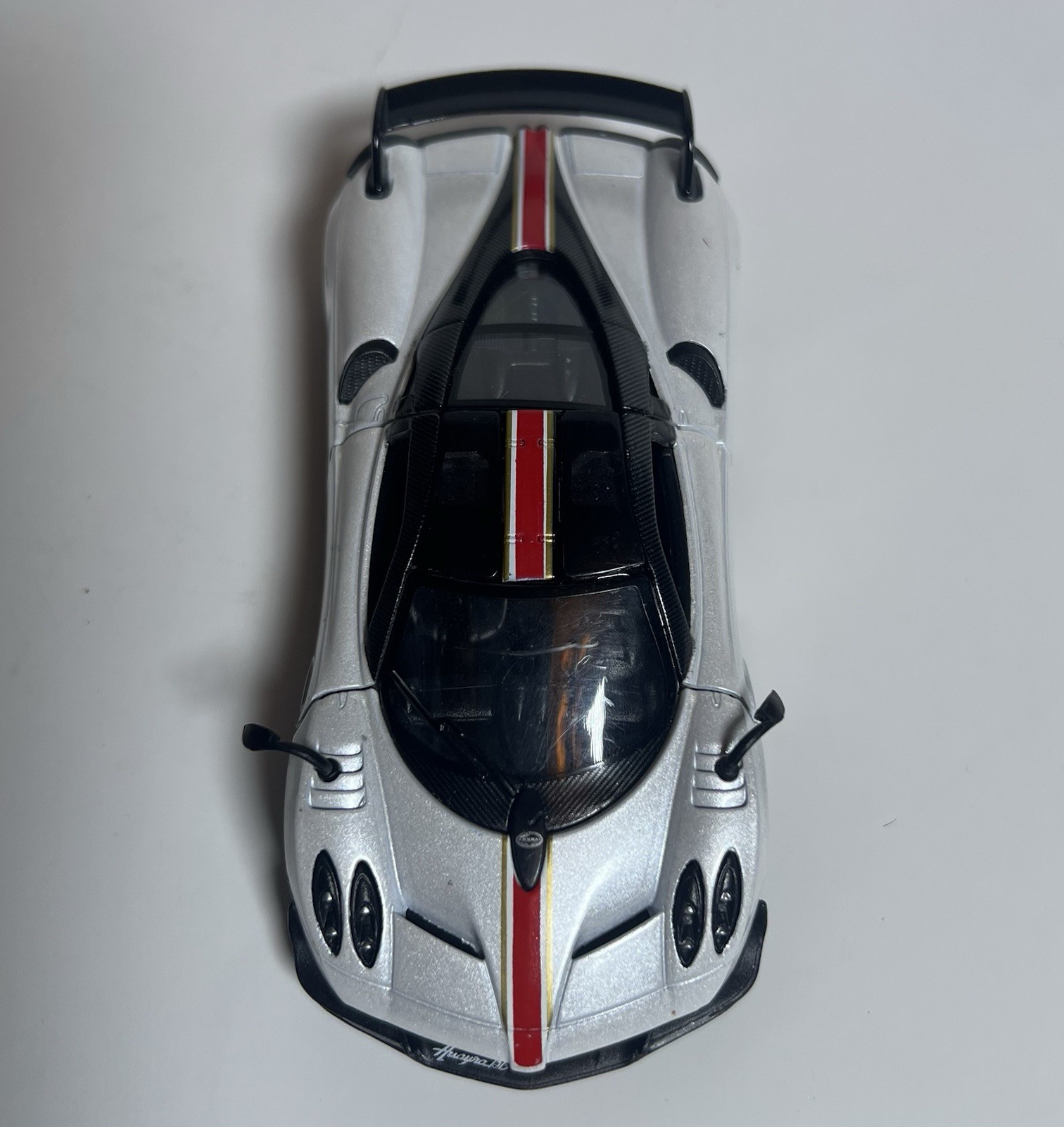 Kinsmart Pagani Huayra BC 1:38 Diecast Car Silver Black Red Opening Doors 2016
