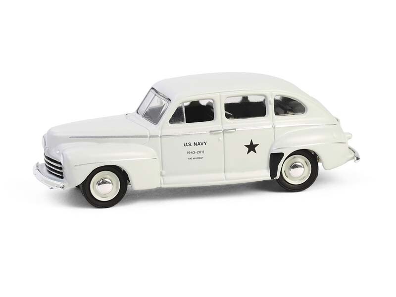 1946 Ford Fordor Super Deluxe Diecast 1:64 Scale Model – Greenlight 61050C