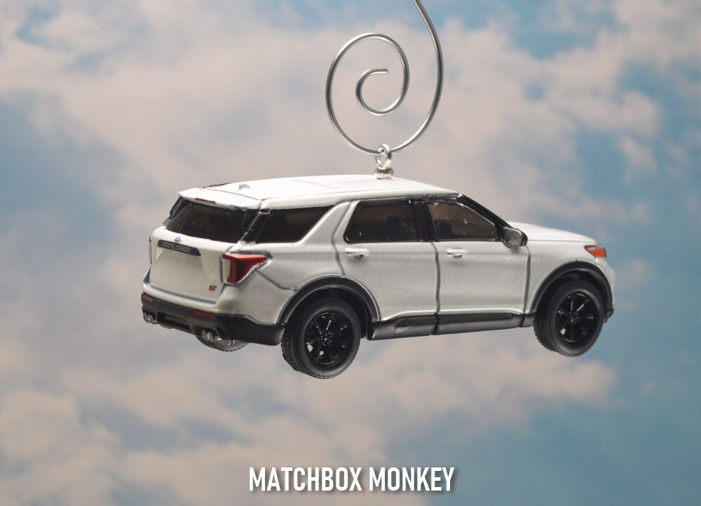 2022 Ford Explorer ST SUV Crossover Custom Christmas Ornament Adorno Badge 1/64