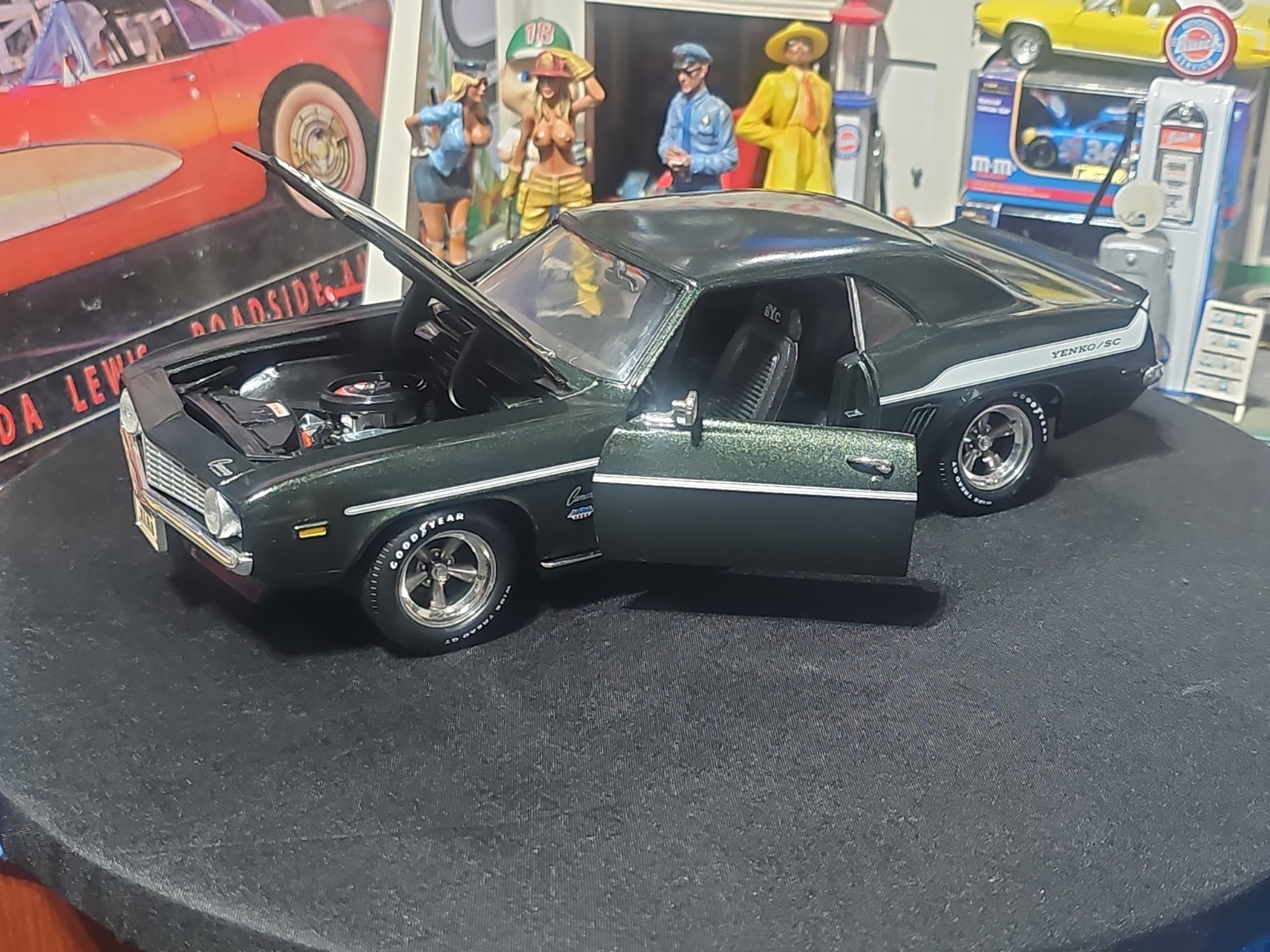 VINTAGE ERTL SUPERCAR YENKO 427 CAMARO SYC Fathom Green Limited Edition
