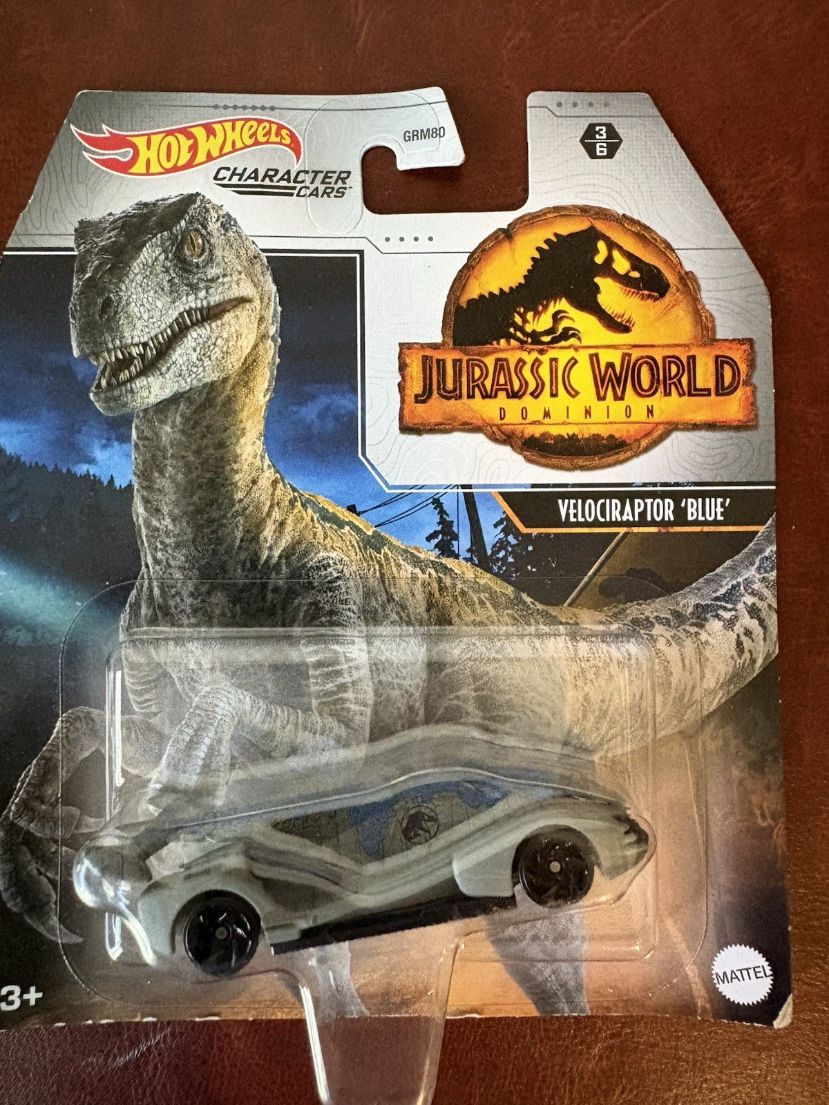 Hot Wheels Lot Jurassic World Series Five (5) Total Cars – NEW IN BOX