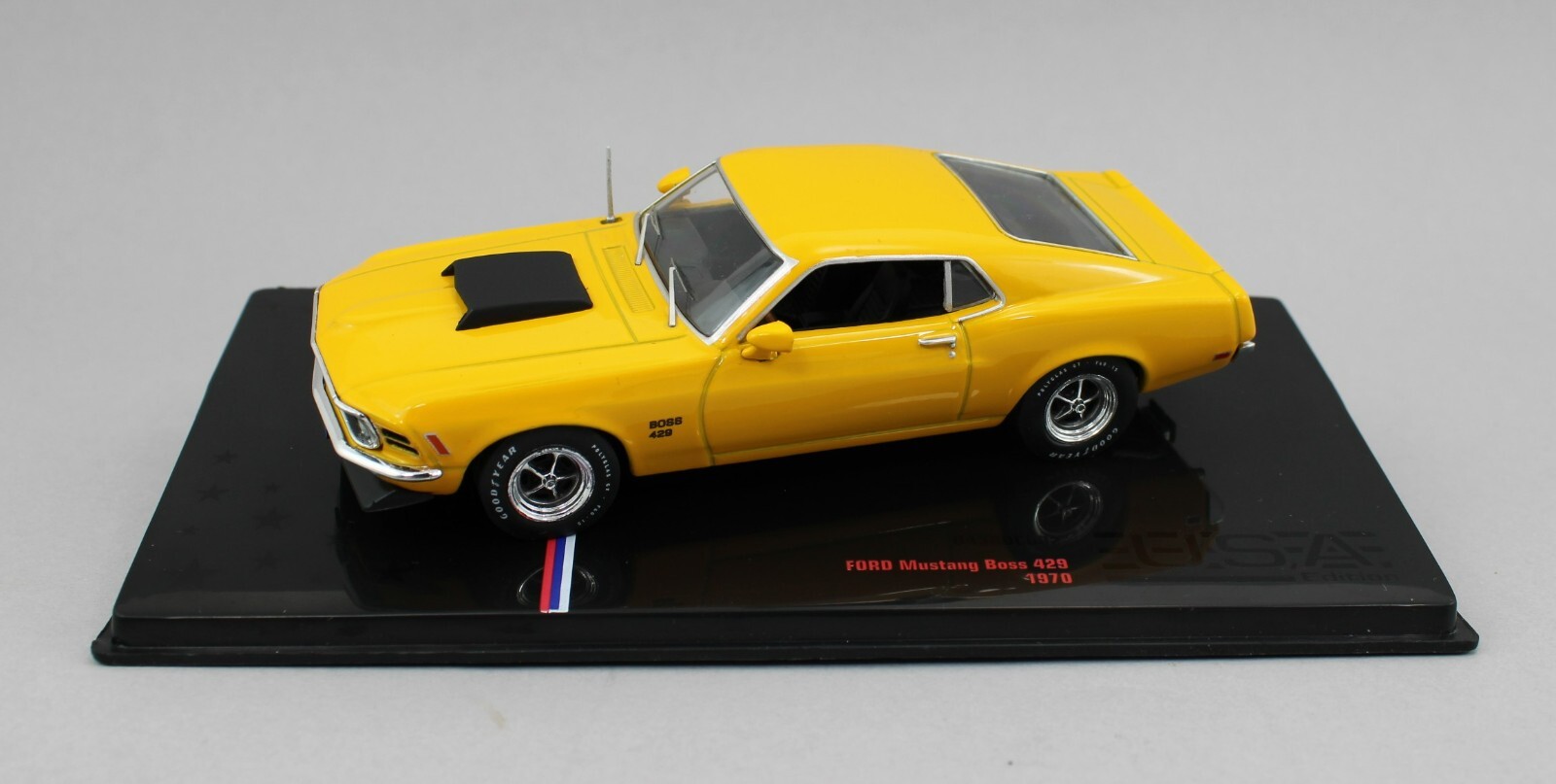 1:43 IXO Models *YELLOW* 1970 Ford Mustang Boss 429 *DIECAST* NIB!
