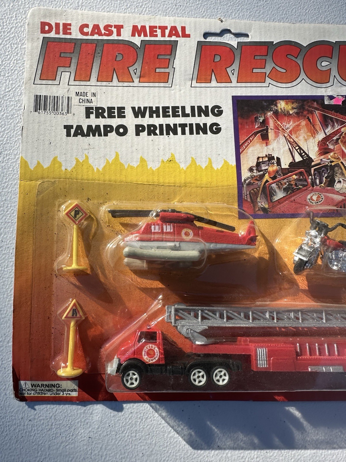 Retro Die Cast Fire Rescue Emergency Vehicle Set Sealed Ladder Truck Helicopter
