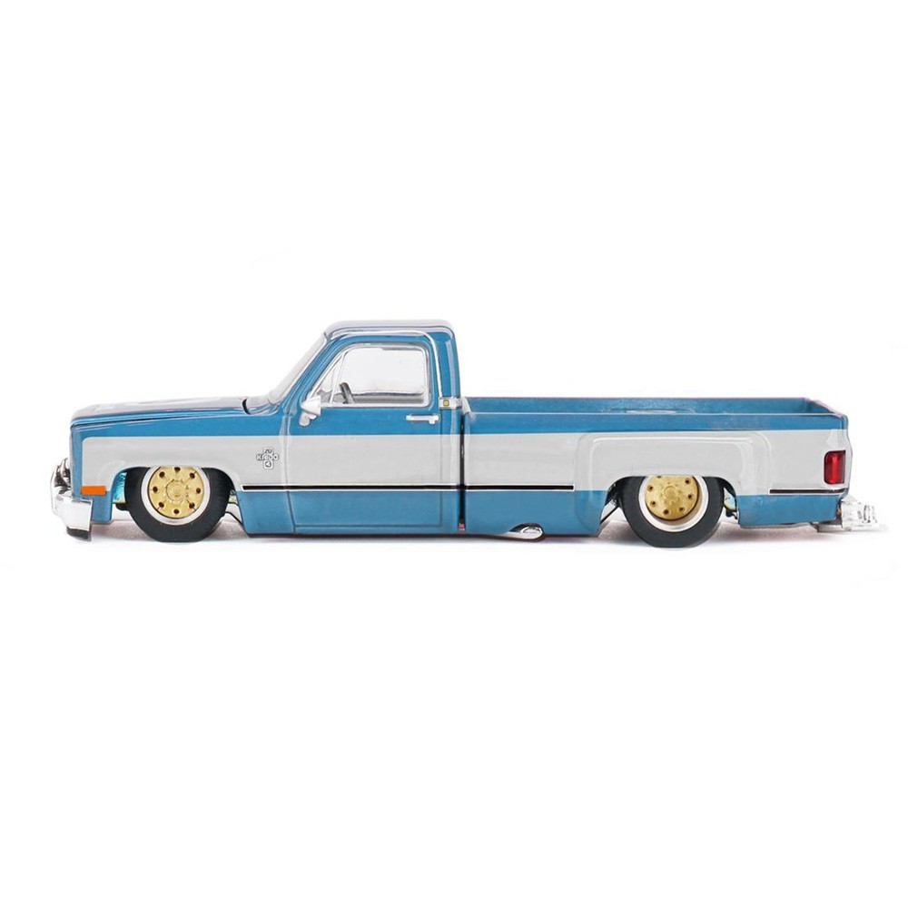 Kaido House x Mini GT 1:64 Chevrolet Silverado Dually Vintage Spec V1 KHMG192