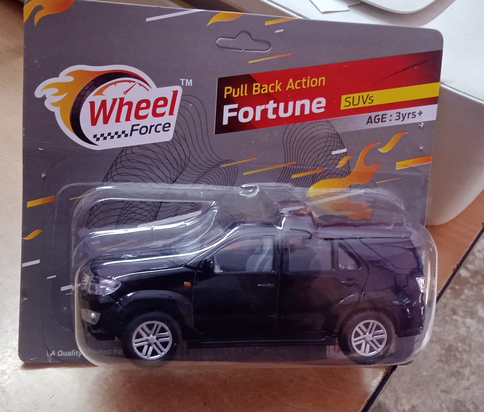 Fortuner Pull Back Car (Multicolor)