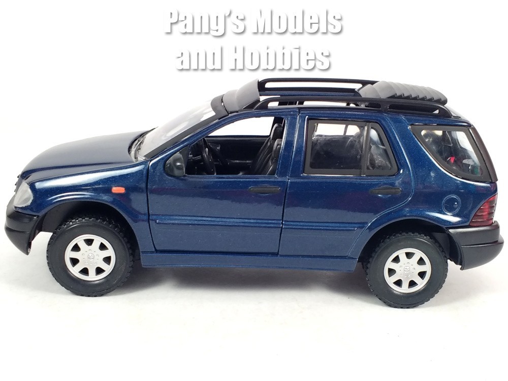 1997 Mercedes-Benz M Class ML-430 W163 1/24 Scale Diecast Model – BLUE