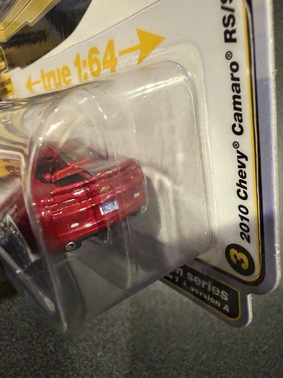 2024 New Auto World ULTRA RED Chase 2010 Chevy Camaro RS/SS & Yellow Version HTF